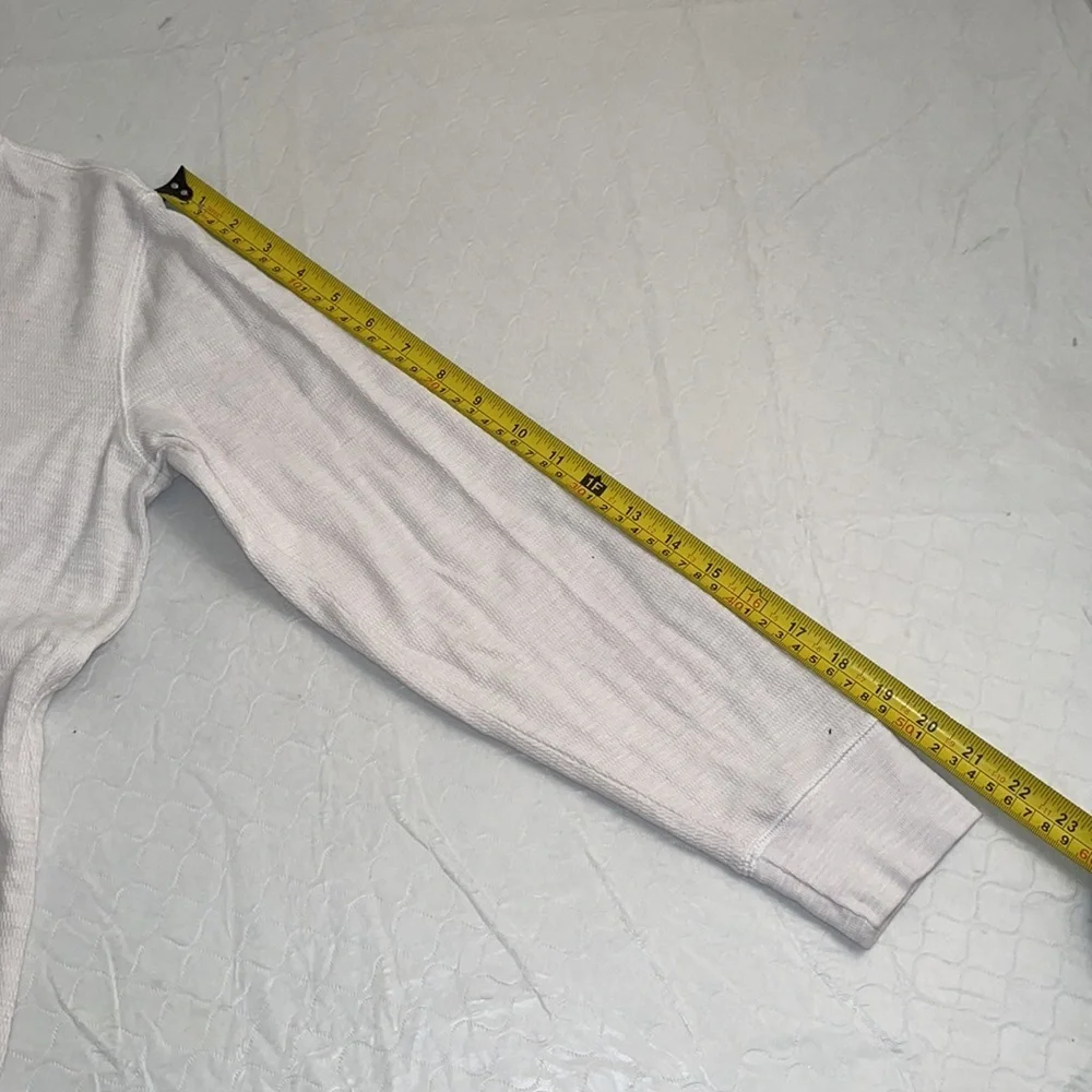 Gap off white thermal long sleeve shirt XXL = 14-16